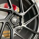 tesla-tesla-model-3-t-evo-forged-lengvojo-lydinio-r20-11__03.jpg