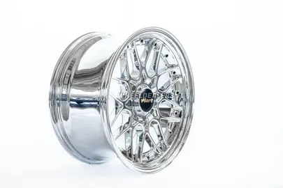 ratlankis-hart-hr83-r18x9j-5x114-3-5x120-et20-cb-74-1-chrome-with-black-rivets-94964.jpg